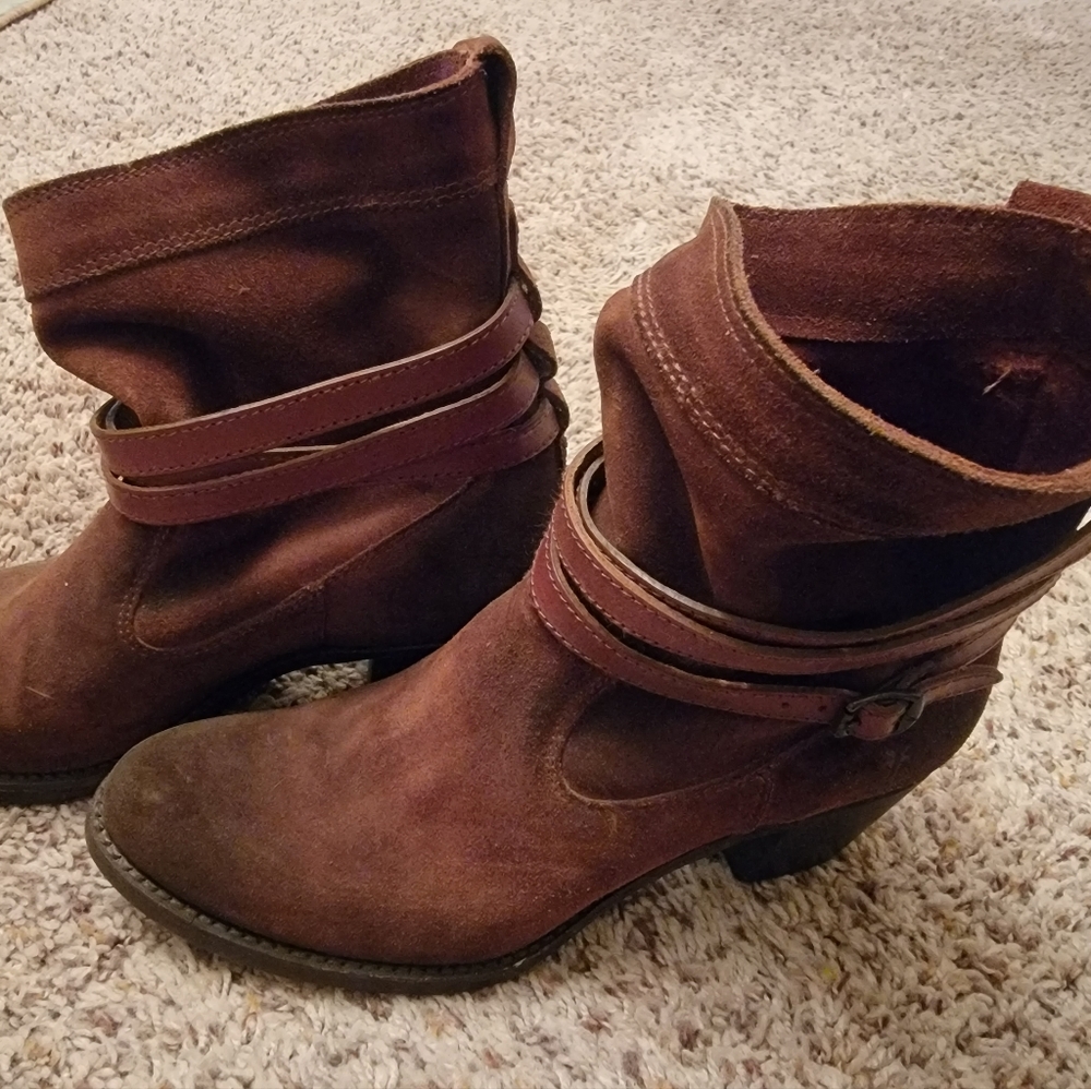 Ankle boots
